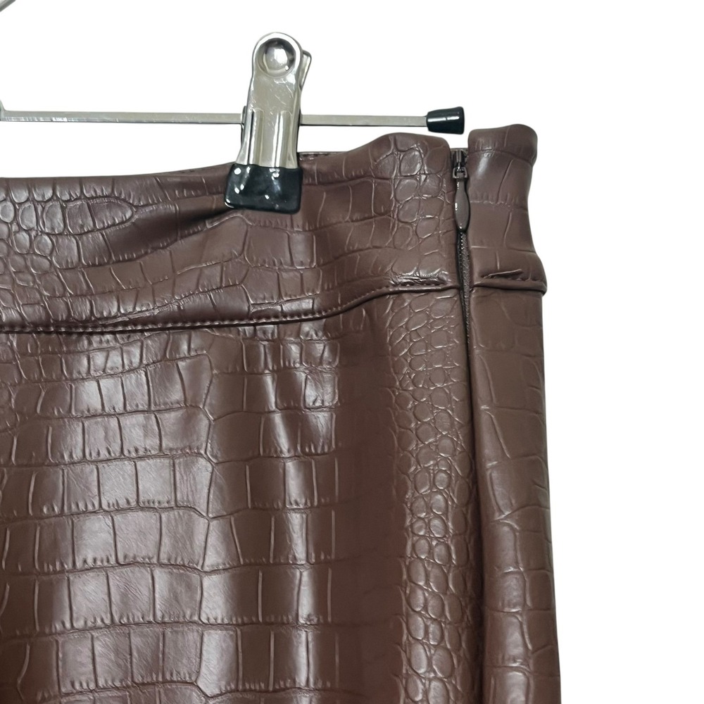 MESHKI Chocolate Brown Croc Embossed Faux Leather Skinny Pants Ankle Slit Medium - Picture 6 of 11